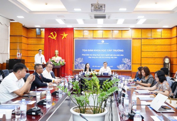 ​Chú trọng phát triển kỹ năng thực hành nghề luật của sinh viên đáp ứng yêu cầu thực tiễn